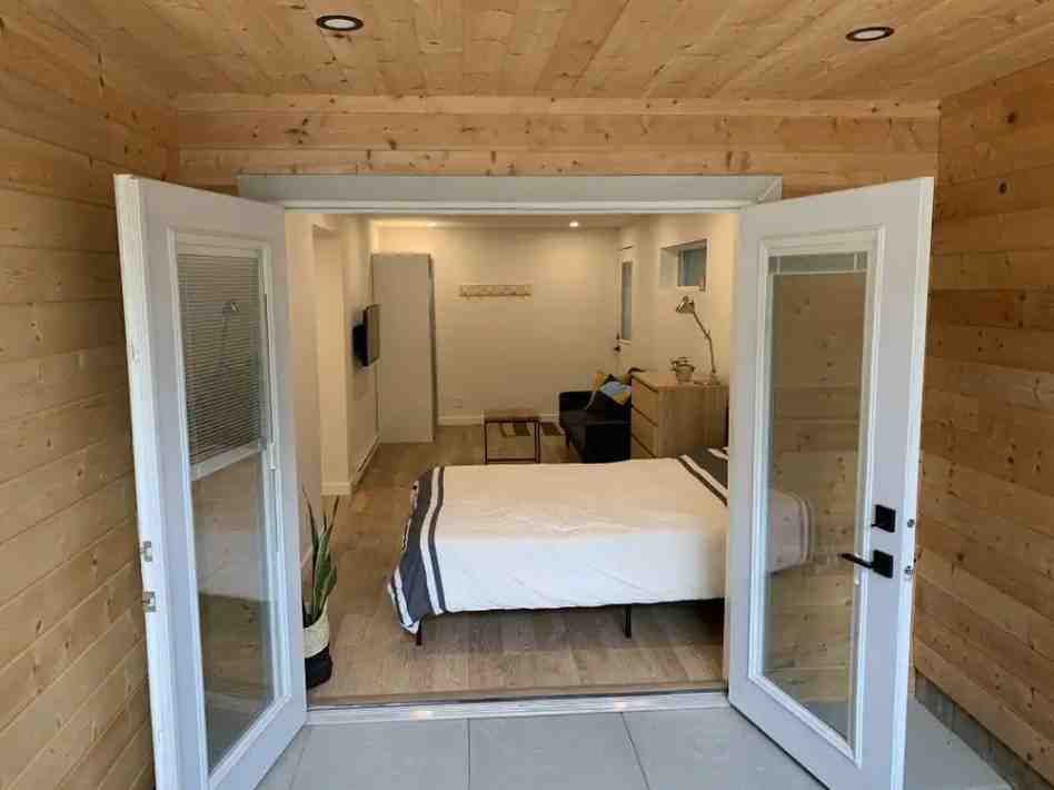 Knight St & E 15th Ave - Photo 4 of 9