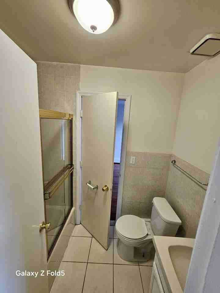 66-78 69th St - Photo 6 of 12