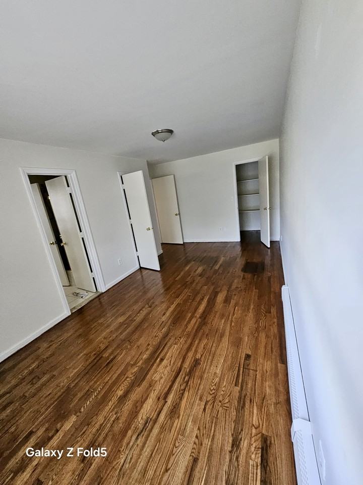 66-78 69th St - Photo 7 of 12