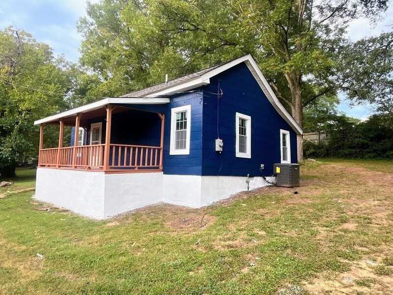 206 Westview Dr - Photo 2 of 4