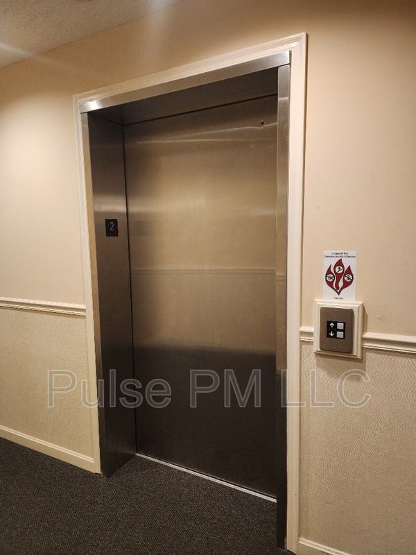 985 Mistflower Ln - Photo 5 of 32