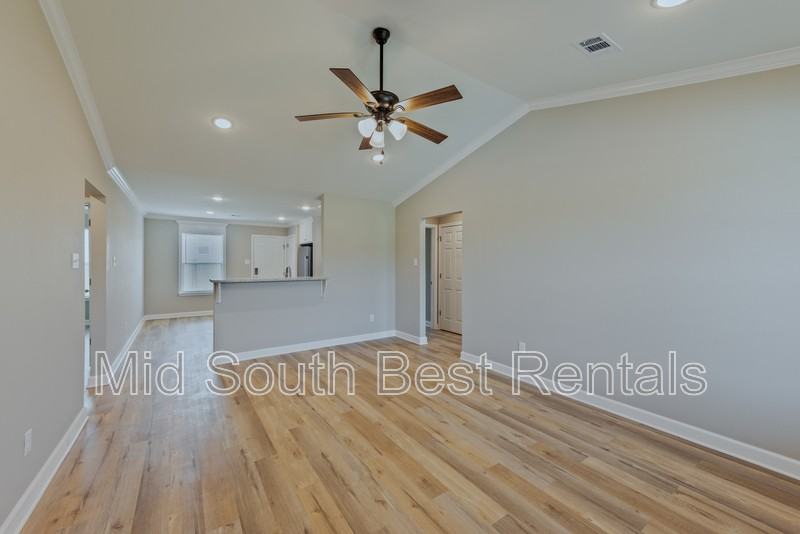 829 Pine Tree Rd - Photo 2 of 16