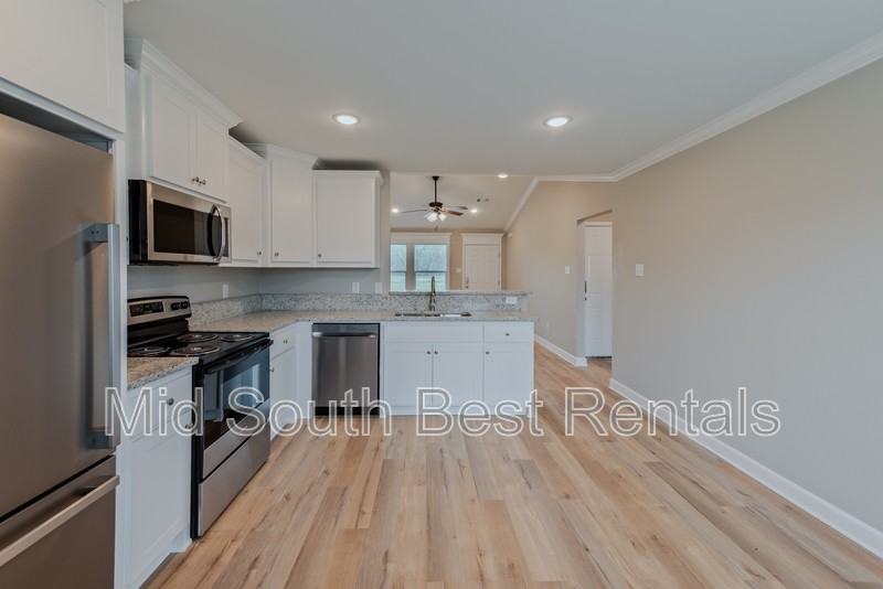 829 Pine Tree Rd - Photo 6 of 16