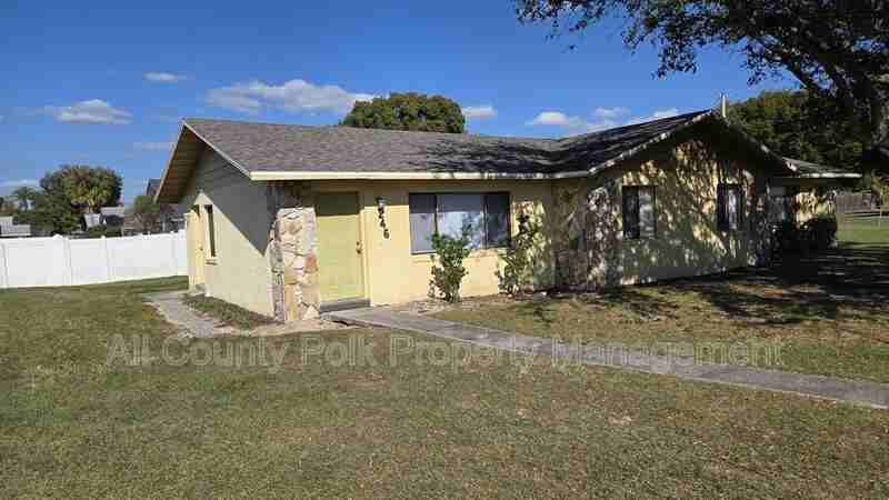 246 Leelon Rd - Photo 2 of 12