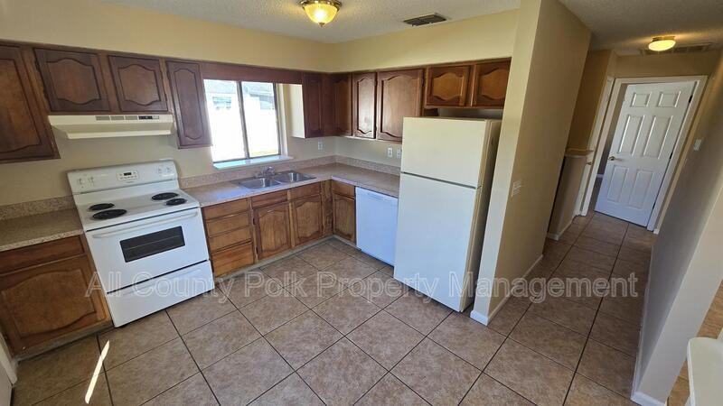 246 Leelon Rd - Photo 6 of 12