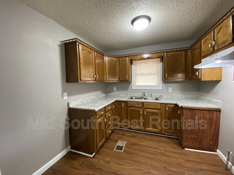 3651 Victory Heights Ln S - Photo 4 of 15