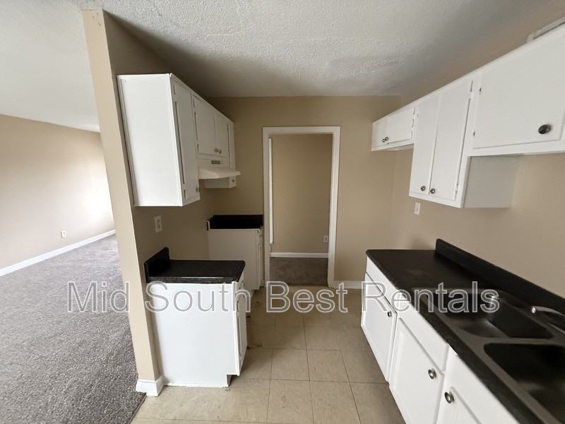 3723 Parakeet Rd - Photo 4 of 12