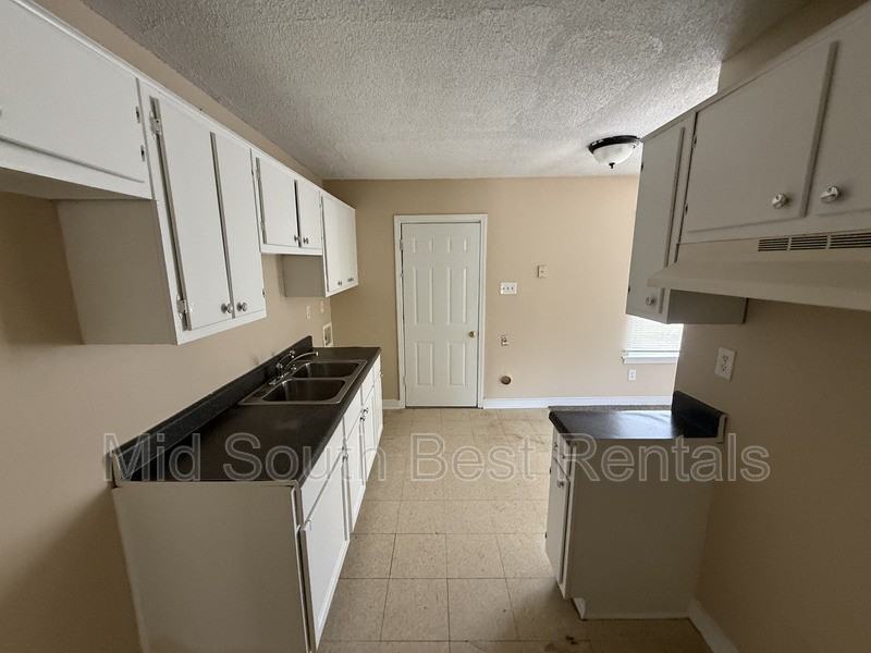 3723 Parakeet Rd - Photo 5 of 12