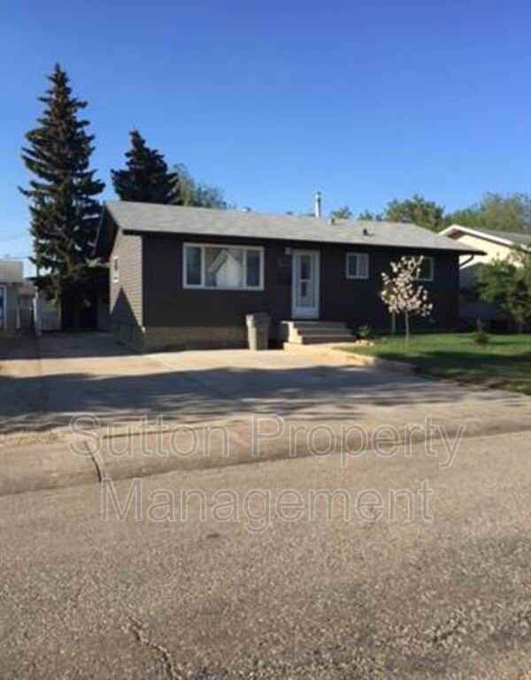 9221 111 Avekey - Photo 2 of 17