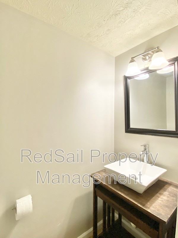 8 Terri Sue Ct - Photo 6 of 17