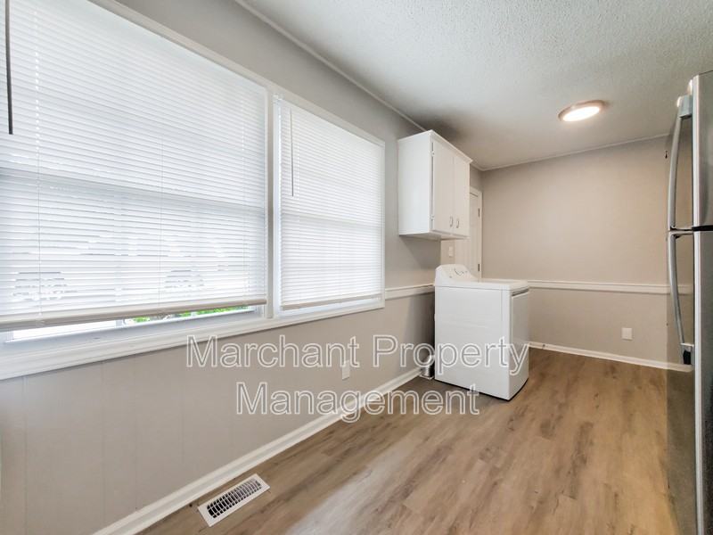 719 Amy Gray St - Photo 7 of 25