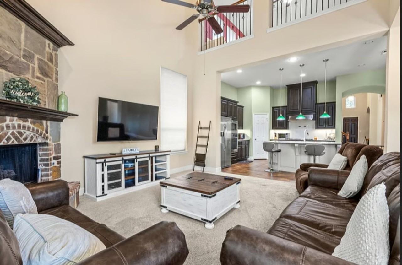 1036 Edgefield Ln - Photo 6 of 31