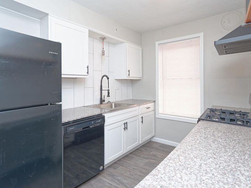 6953 Chippewa St #2E - Photo 5 of 13