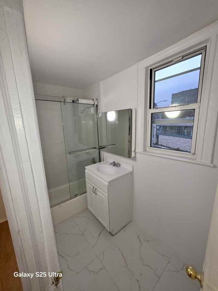 37-55 57th Street #2F - Photo 6 of 12