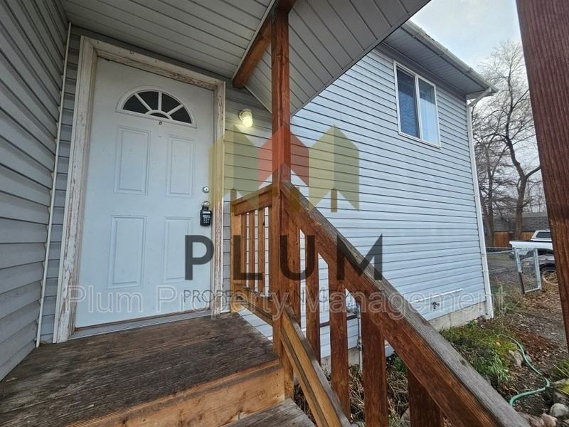 929 S Johnson St #B - Photo 2 of 30