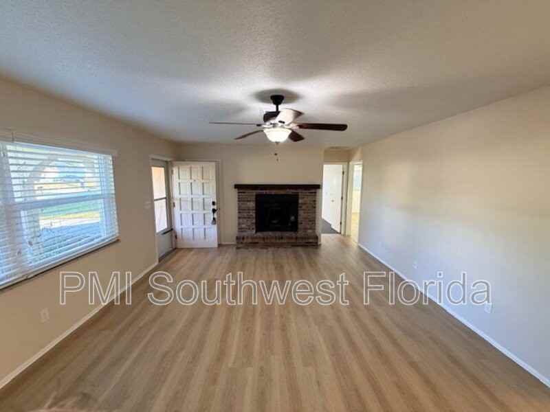 11069 Vanessa Ave - Photo 4 of 20