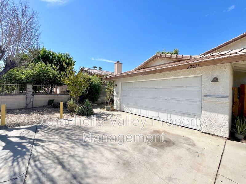 32675 Cielo Vista Rd #B - Photo 2 of 2