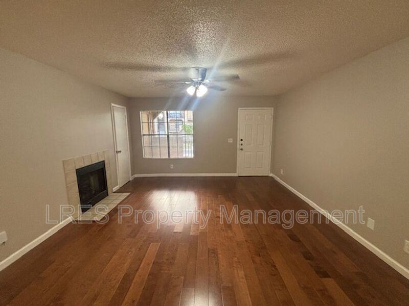 390 Lake Placid Ct #202 - Photo 6 of 49