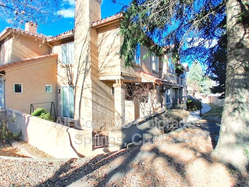 3271 Atrium Pt - Photo 4 of 23