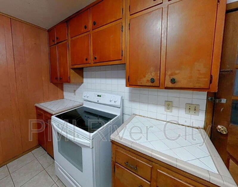 7473 Greenway Dr - Photo 4 of 16