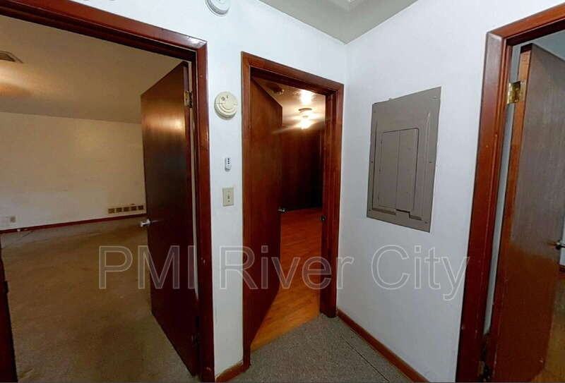 7473 Greenway Dr - Photo 7 of 16