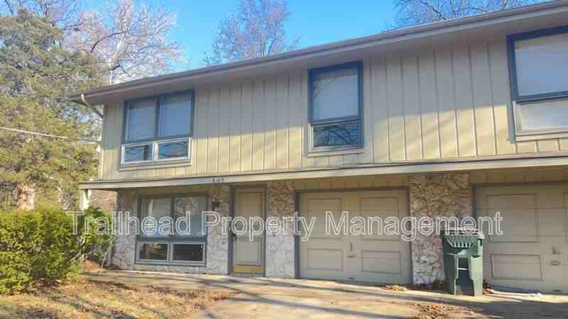 6109 N Broadway St - Photo 2 of 25