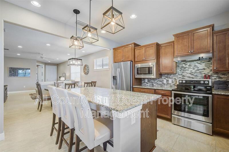 13837 Posada St - Photo 3 of 34