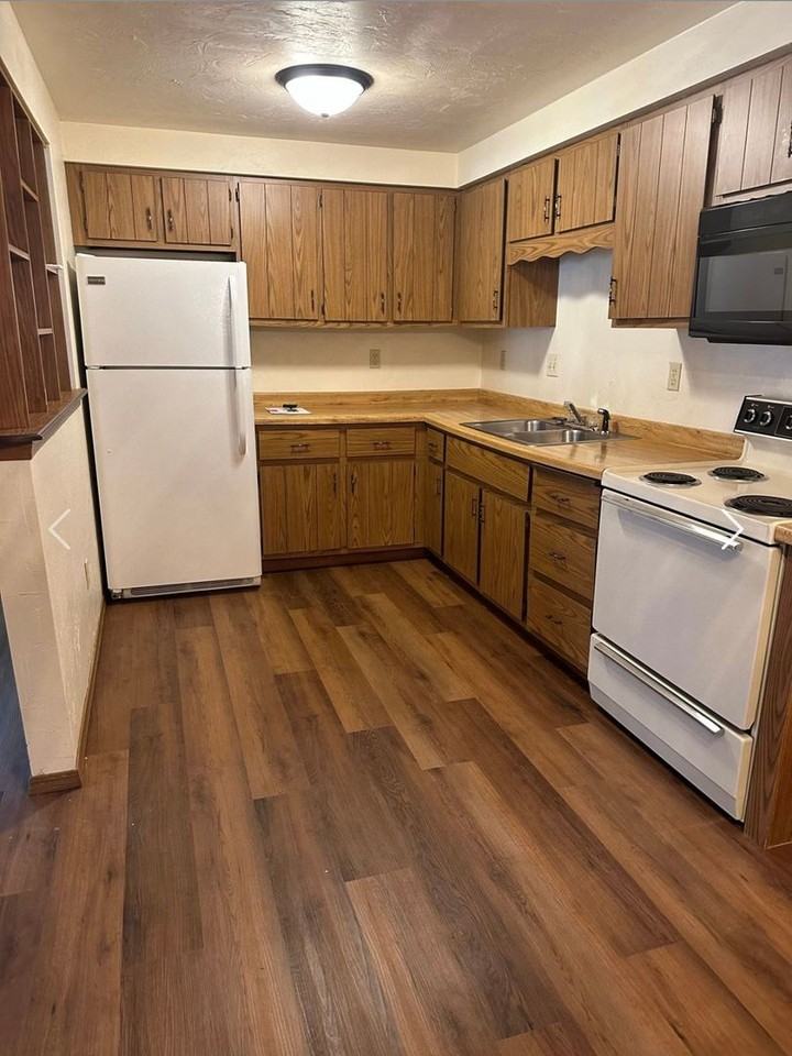 2989 Mossy Oak Circle - Photo 3 of 23