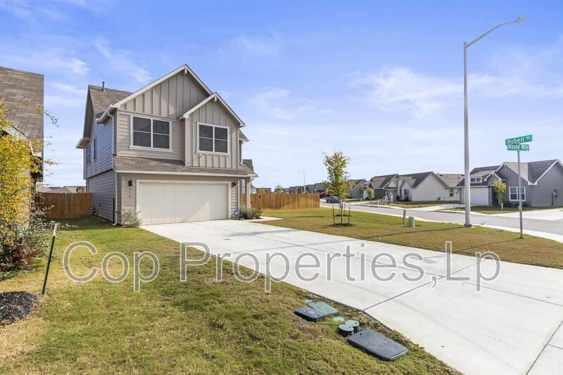374 Wayne Way - Photo 4 of 39
