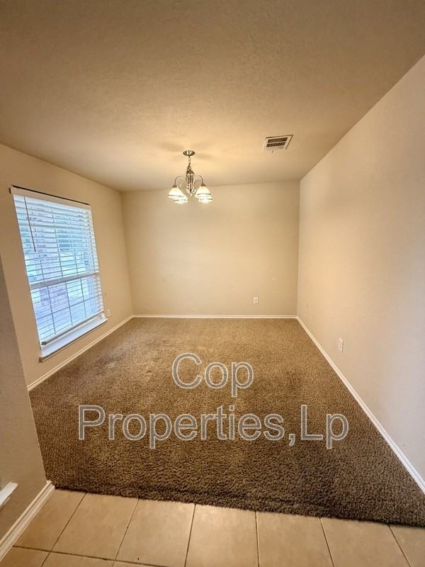 741 Clearbrook Ave - Photo 3 of 10