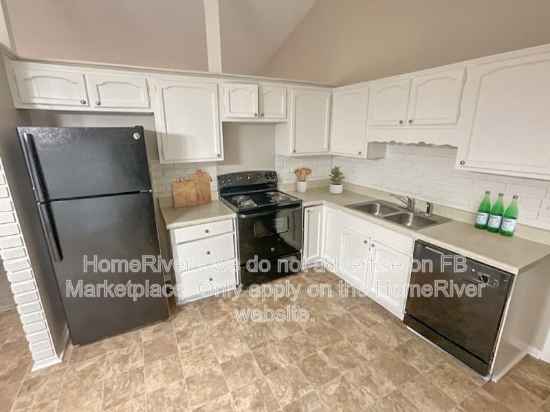 5531 Winship Ct - Photo 3 of 13