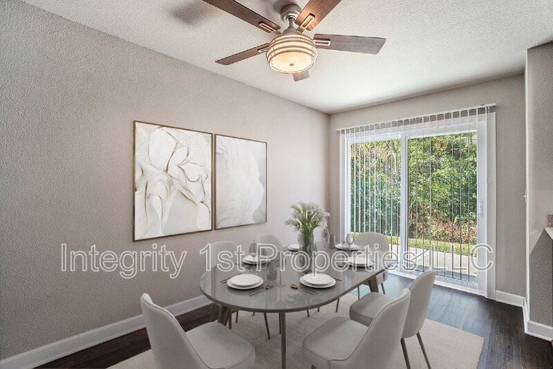 6293 Ne 44th St - Photo 6 of 20