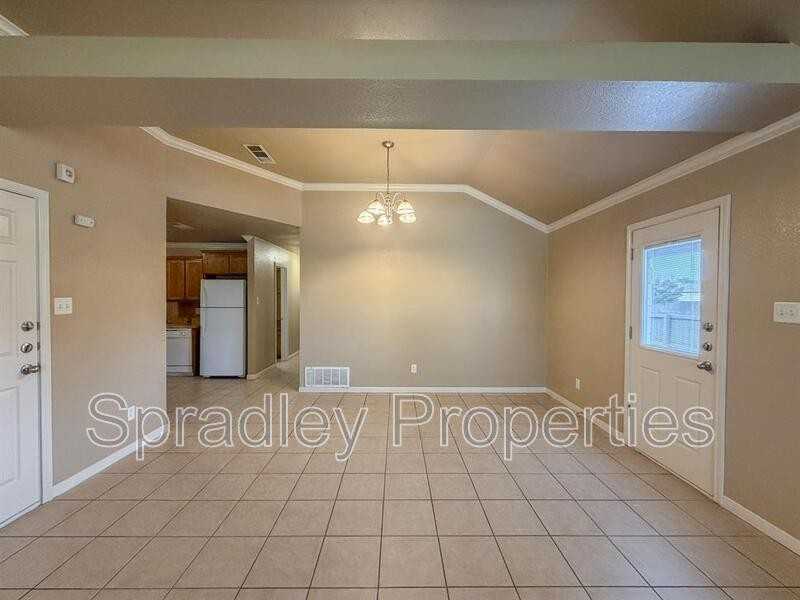 4707B Babu Ct #B - Photo 4 of 14