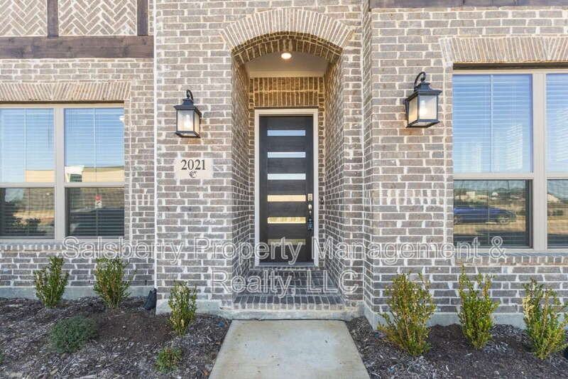 2021 Daniel Dr - Photo 3 of 40