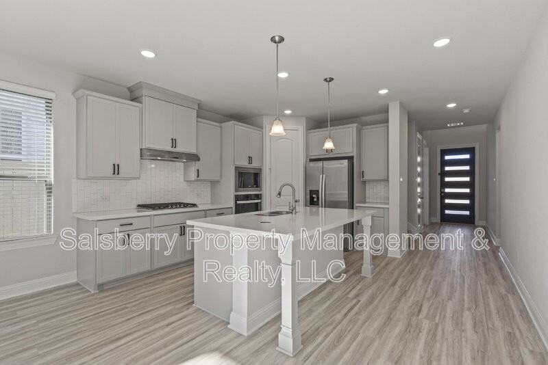 2021 Daniel Dr - Photo 6 of 40