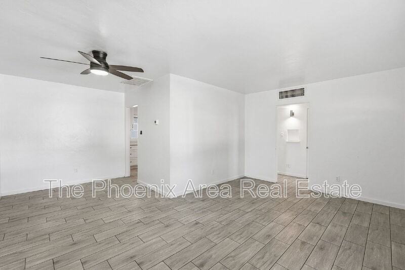 2245 E Flower St - Photo 4 of 33