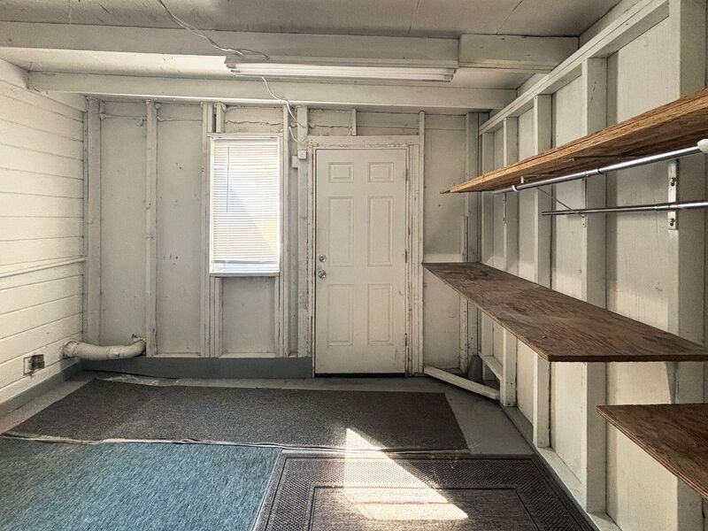 1945 Lawrence St - Photo 2 of 10