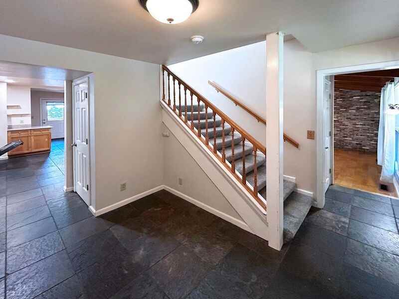 2109 Alder St - Photo 2 of 35