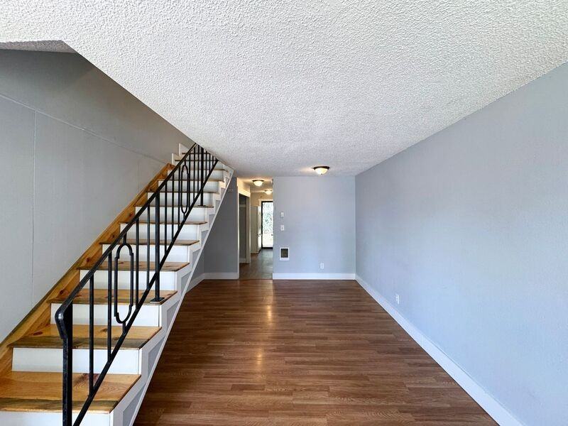 519 Cinderella Loop - Photo 3 of 26