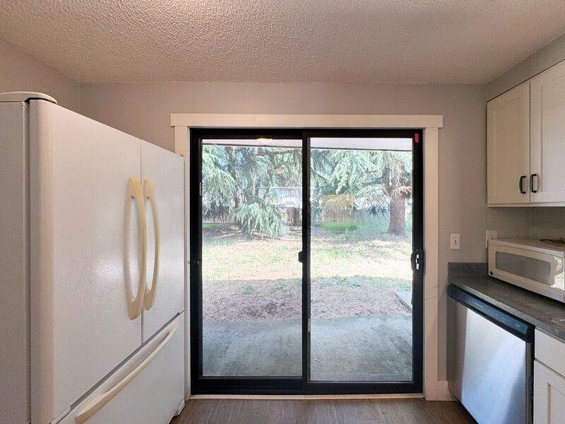 519 Cinderella Loop - Photo 7 of 26