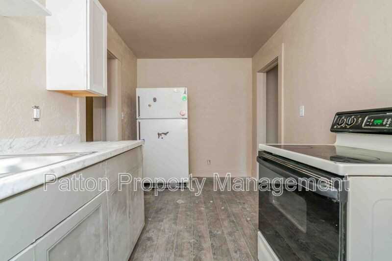 1111 Sw 13th Ave - Photo 4 of 19