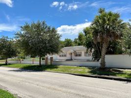 featured image of 1807 N Park Ave