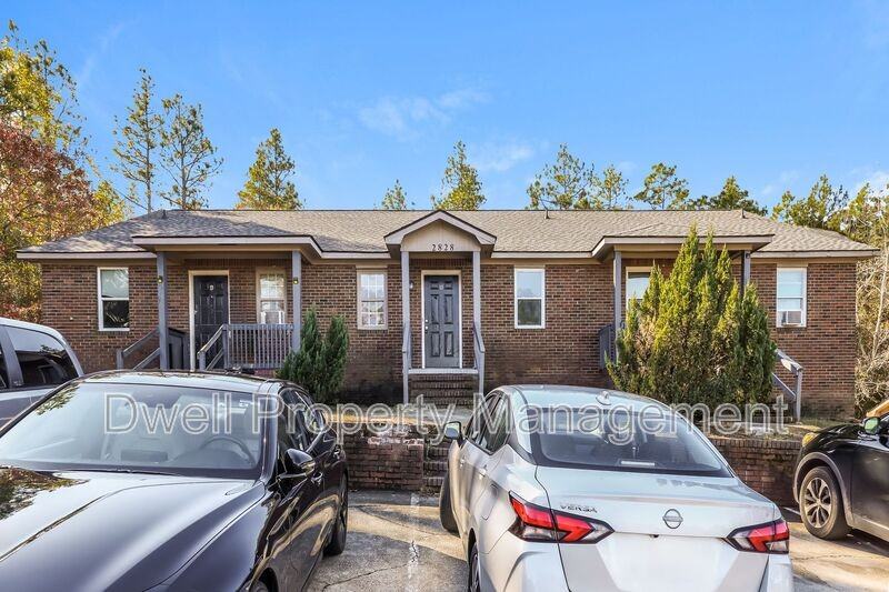 2828 Lumpkin Rd #B - Photo 5 of 16