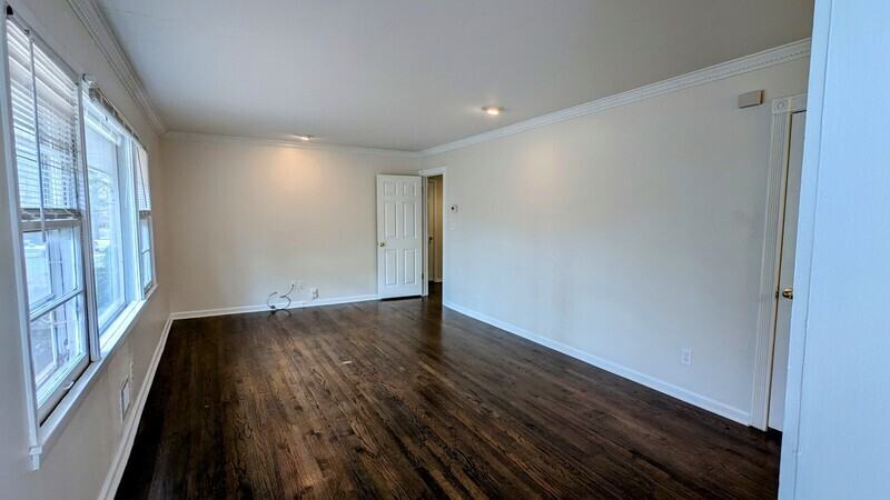 294 Robin Ln Se - Photo 2 of 21