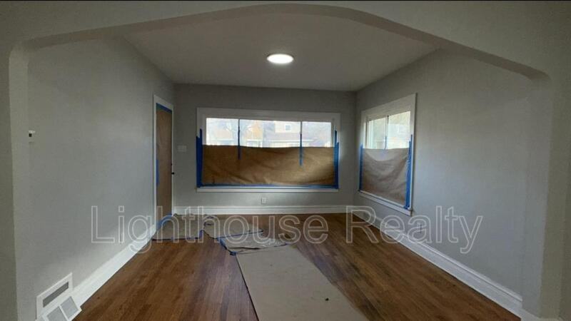 4216 Jefferson St - Photo 5 of 10