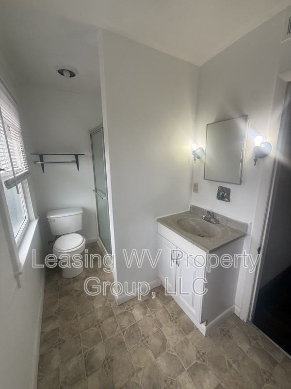 1208 Kanawha Ter #5 - Photo 7 of 7