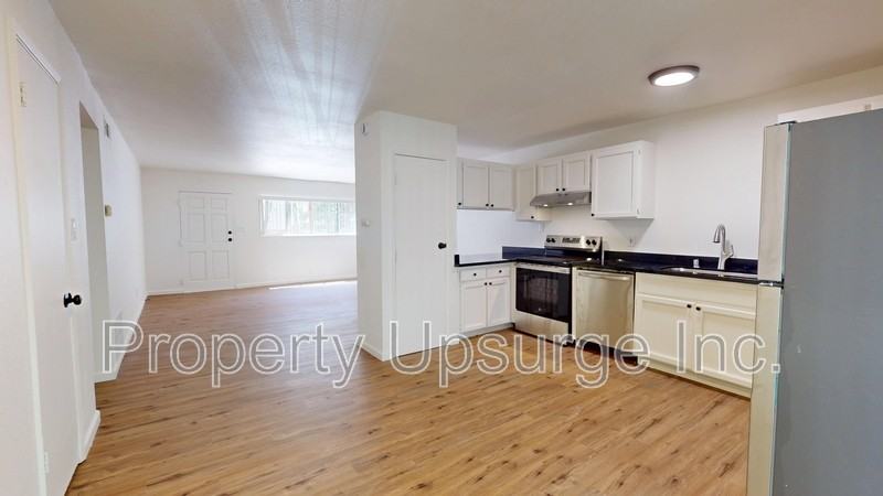 1045 California St - Photo 4 of 14