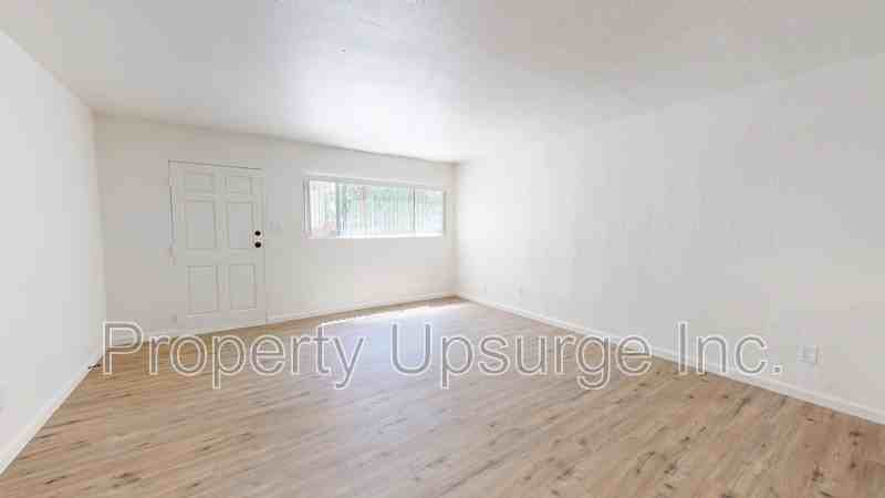 1045 California St - Photo 5 of 14