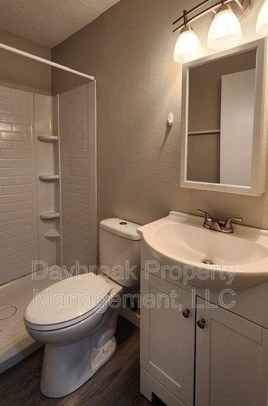 717 30th St N - Photo 6 of 9