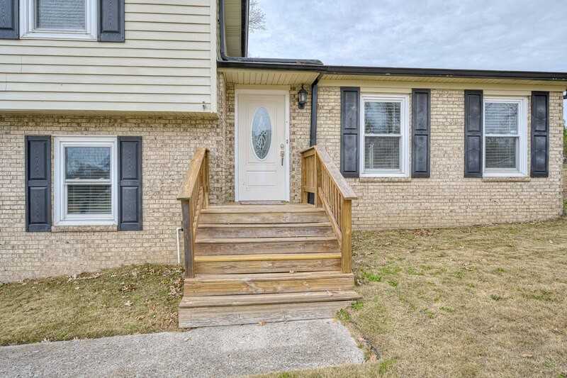 115 Sunnywood Dr - Photo 3 of 40